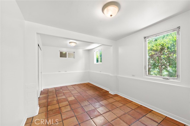 20451 Sun Valley Drive, Laguna Beach CA: https://media.crmls.org/medias/b9c29713-929c-43b3-8247-2c7bbe0dd241.jpg