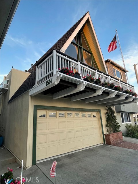 1504 Highland Avenue, Manhattan Beach, California 90266, 3 Bedrooms Bedrooms, ,3 BathroomsBathrooms,Residential,Sold,Highland,SB22068385