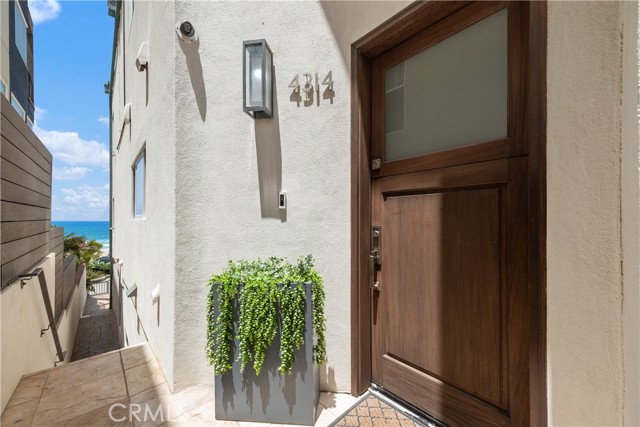 4314 The Strand, Manhattan Beach CA: https://media.crmls.org/medias/b9c2cbaf-0c1a-4872-9d01-b630c2a60146.jpg