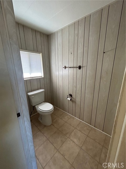 Detail Gallery Image 10 of 23 For 1232 Brentwood Way, Hemet,  CA 92545 - 2 Beds | 2 Baths