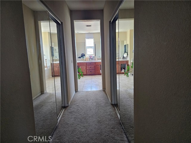 28475 Nautical Point Circle, Menifee CA: https://media.crmls.org/medias/b9c3f1c1-5173-488c-bc26-e0605f21a9dd.jpg