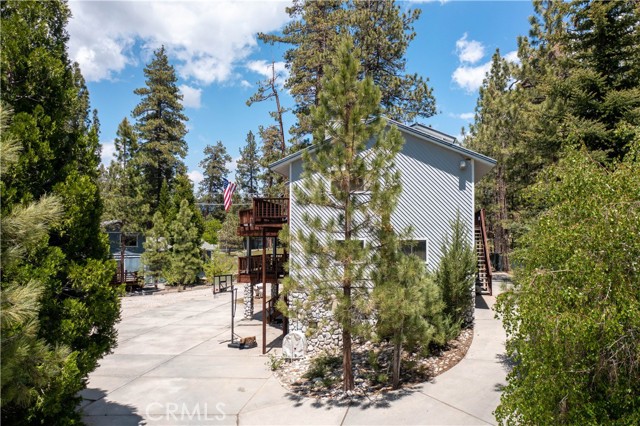 Detail Gallery Image 34 of 45 For 42592 Donez Way, Big Bear Lake,  CA 92315 - 9 Beds | 5/1 Baths