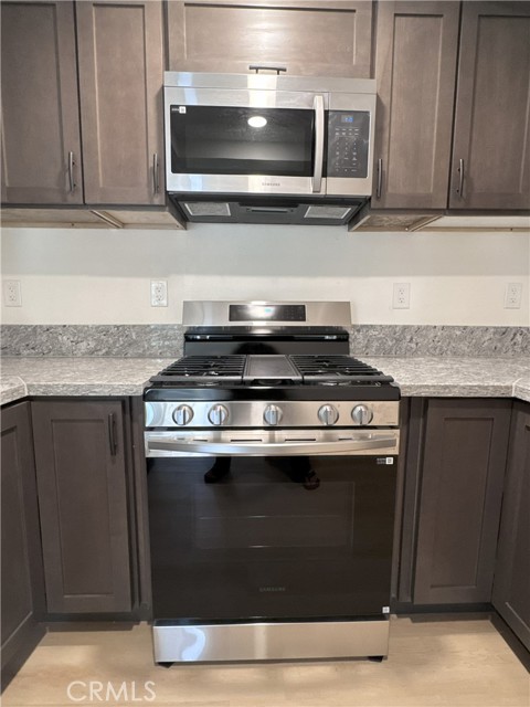 Detail Gallery Image 17 of 22 For 5025 Los Morros Way #45,  Oceanside,  CA 92057 - 3 Beds | 2 Baths