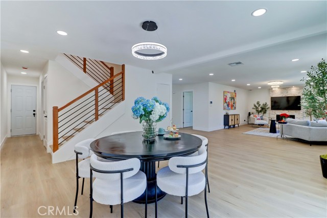 11428 Snowdrop Avenue, Fountain Valley CA: https://media.crmls.org/medias/b9c5f86c-52ad-473e-bae0-cfaa7d2ce0a8.jpg