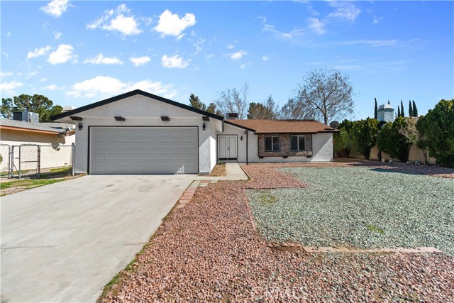 Image 3 for 13765 Deauville Dr, Victorville, CA 92395