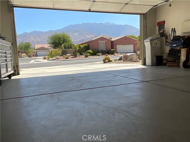 garage