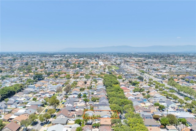 Image 45 of 66 For 6103 Pimenta Avenue