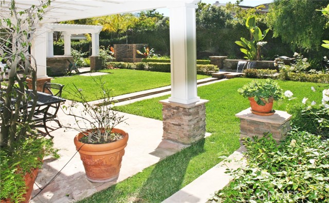 6386 Silent Harbor Drive, Huntington Beach CA: https://media.crmls.org/medias/b9c85149-bf14-4134-ae44-21aa7e82f4fa.jpg