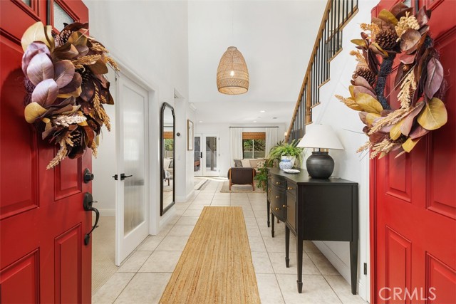 Detail Gallery Image 4 of 31 For 342 Selkirk Drive, Corona,  CA 92881 - 4 Beds | 2/1 Baths