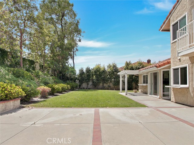 20472 Via Marwah, Yorba Linda CA: https://media.crmls.org/medias/b9c884aa-318b-48b0-aae1-9542c057a473.jpg