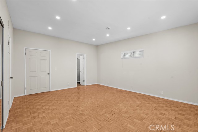 Detail Gallery Image 22 of 35 For 1559 Winona #D3,  Los Angeles,  CA 90027 - 2 Beds | 2 Baths