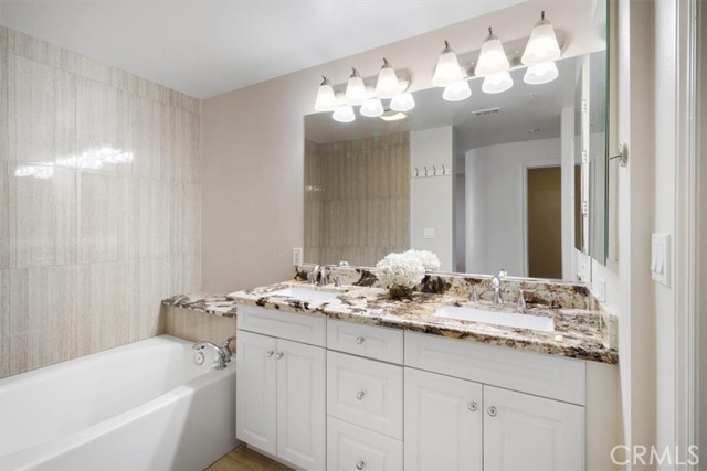 89 E Commonwealth Avenue, Alhambra CA: https://media.crmls.org/medias/b9c9b8c4-6faa-45b9-a331-07b0951a910b.jpg