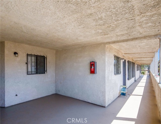 Detail Gallery Image 12 of 25 For 11943 Grevillea Ave, Hawthorne,  CA 90250 - – Beds | – Baths