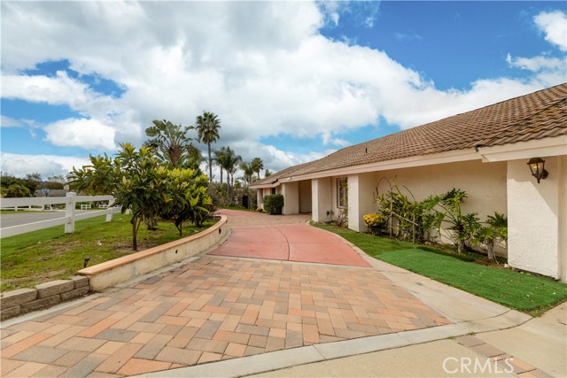 Detail Gallery Image 2 of 26 For 2605 Indian Creek, Diamond Bar,  CA 91765 - 3 Beds | 2 Baths