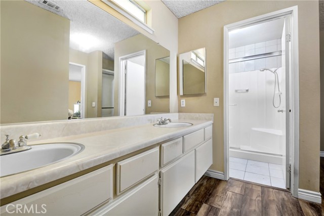 Detail Gallery Image 5 of 8 For 10037 Salina St, Rancho Cucamonga,  CA 91730 - 4 Beds | 2/1 Baths