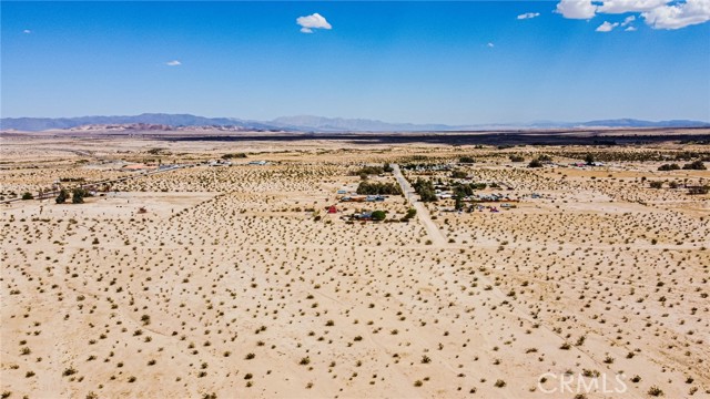 Detail Gallery Image 13 of 27 For 73220 Didsbury Dr, Twentynine Palms,  CA 92277 - – Beds | – Baths