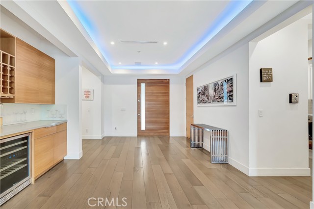 5622 Katherine, Sherman Oaks CA: https://media.crmls.org/medias/b9cb5a90-d0a1-4894-b018-089170c3eb65.jpg
