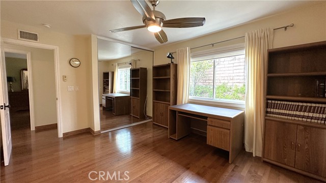 Detail Gallery Image 17 of 31 For 12111 Eddleston Dr, Porter Ranch,  CA 91326 - 4 Beds | 2 Baths