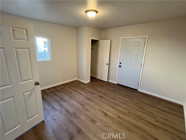 Detail Gallery Image 8 of 23 For 2709 Lake St, Bakersfield,  CA 93306 - 3 Beds | 2 Baths