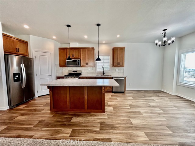 Detail Gallery Image 8 of 34 For 1536 S State St #80,  Hemet,  CA 92543 - 3 Beds | 2 Baths