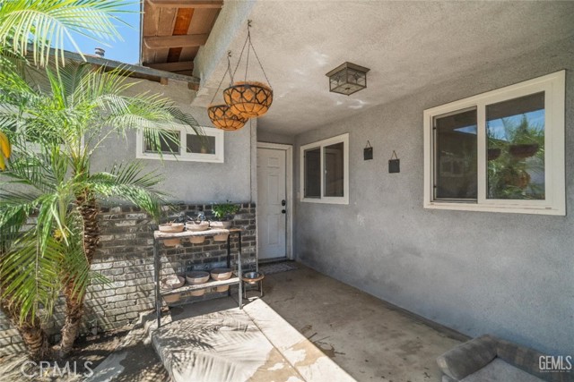 2608 Temple Lane, Bakersfield CA: https://media.crmls.org/medias/b9ce9192-901a-49f9-89a5-26c6c296cd38.jpg