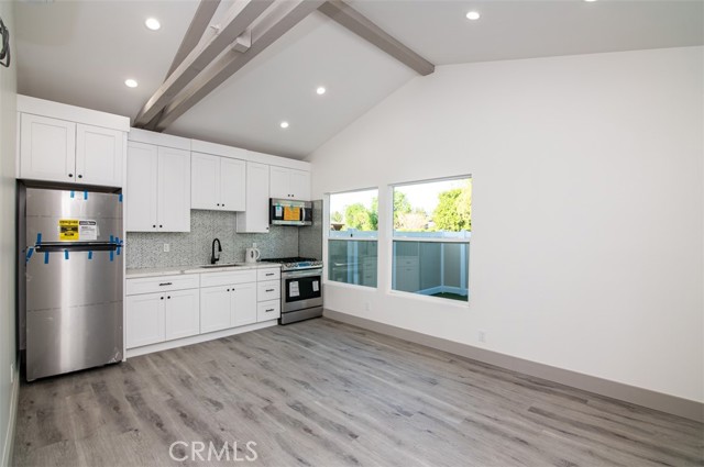 6008 Melvin Avenue photo 20