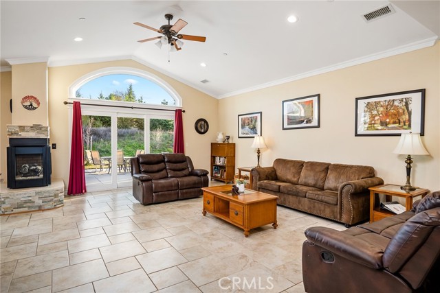 Detail Gallery Image 6 of 39 For 22 Deer View Ln, Templeton,  CA 93465 - 3 Beds | 2/1 Baths