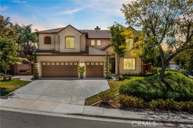 Detail Gallery Image 1 of 57 For 30909 Central Park Dr, Murrieta,  CA 92563 - 6 Beds | 4/1 Baths