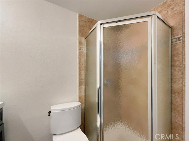 https://media.crmls.org/medias/b9d0cdcb-11ca-467c-a9ac-787feac8a219.jpg