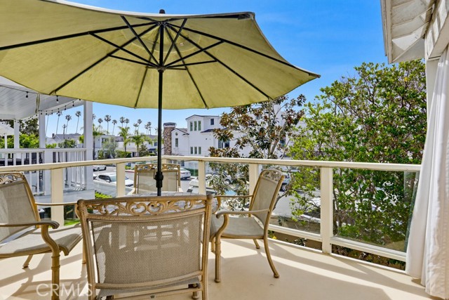 Detail Gallery Image 12 of 73 For 2661 Point Del Mar, Corona Del Mar,  CA 92625 - 4 Beds | 3/1 Baths