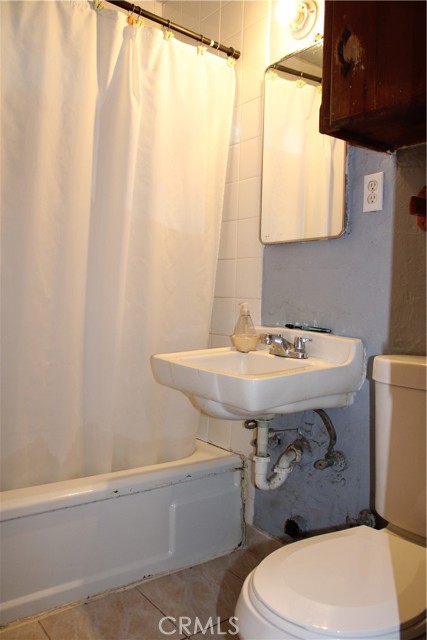 Detail Gallery Image 22 of 28 For 6392 Rustic, Jurupa Valley,  CA 92509 - 3 Beds | 2 Baths