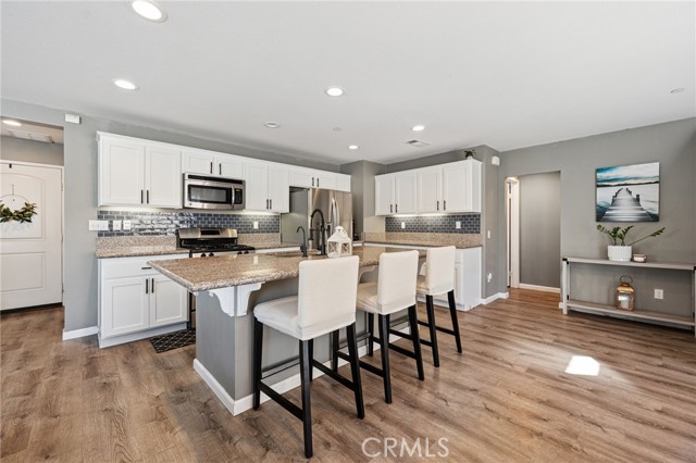 Detail Gallery Image 14 of 45 For 1405 Aloe Ct, Beaumont,  CA 92223 - 3 Beds | 2/1 Baths