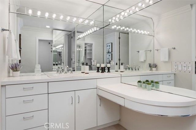 2005 Costa Del Mar RD, Carlsbad CA: https://media.crmls.org/medias/b9d4c8a8-2fa3-4c08-9c5f-6e19dce0fa54.jpg