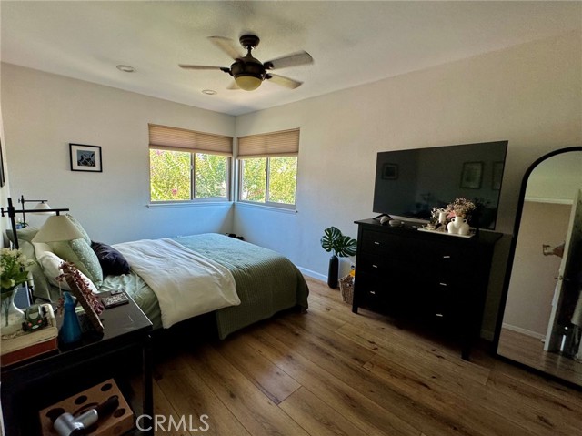 1673 East Avenida De Las Flores photo 9