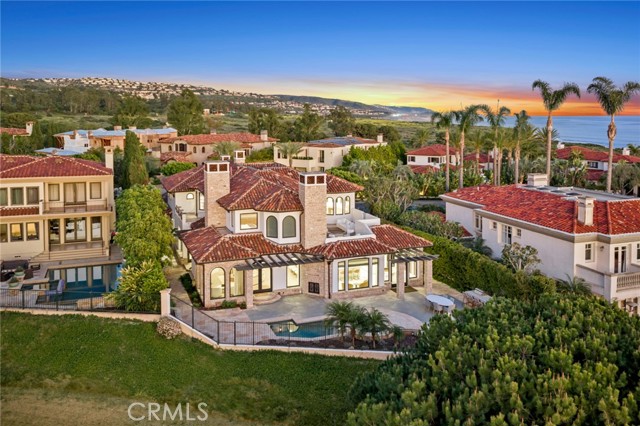 Detail Gallery Image 2 of 70 For 15 Shoreline, Newport Coast,  CA 92657 - 5 Beds | 4/1 Baths