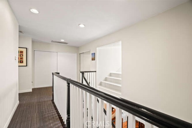 732 Cordova Avenue, Glendale CA: https://media.crmls.org/medias/b9d5a609-5f4c-448f-ae33-02c9f07ef1a6.jpg