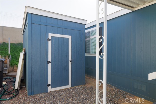 3700 Buchanan, Riverside CA: https://media.crmls.org/medias/b9d6c117-e403-4e3c-861f-a765680071cf.jpg