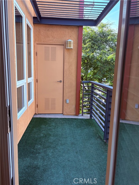 4050 Glencoe Avenue, Marina del Rey CA: https://media.crmls.org/medias/b9d6c400-2c04-4870-9ebd-73c45ffedbb4.jpg