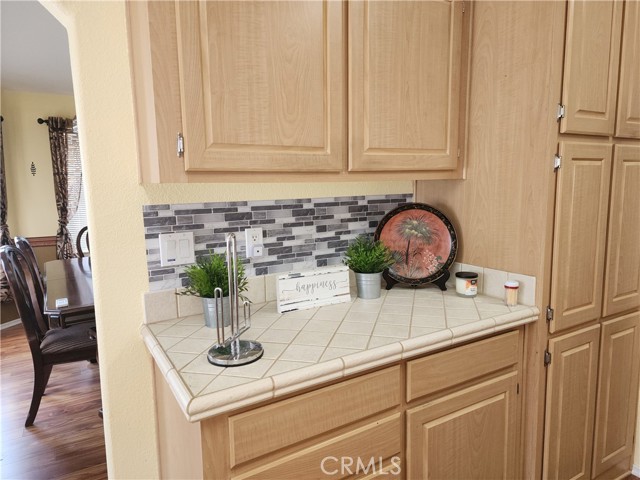 Detail Gallery Image 7 of 58 For 302 Magpie Ln, Fountain Valley,  CA 92708 - 3 Beds | 2 Baths