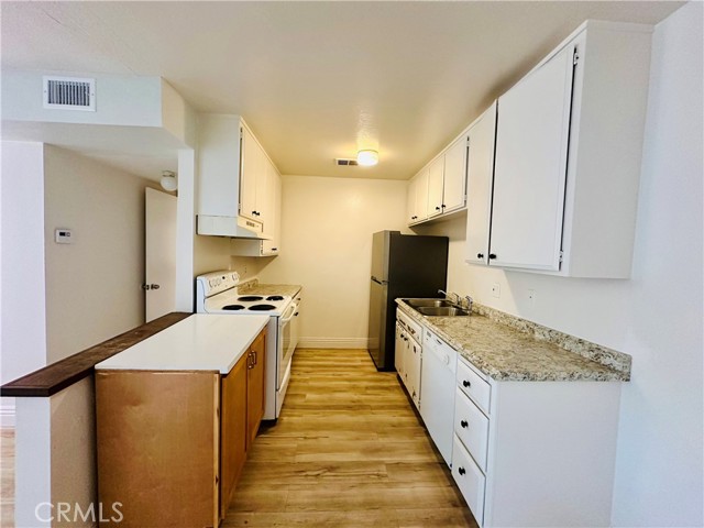 23641 Golden Springs Drive, Diamond Bar CA: https://media.crmls.org/medias/b9d79169-7d57-4999-882a-1abf4c7f49b7.jpg