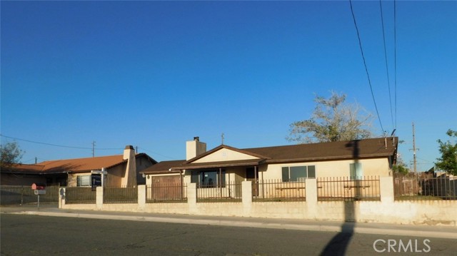 Image 2 for 1120 Mirage Dr, Barstow, CA 92311