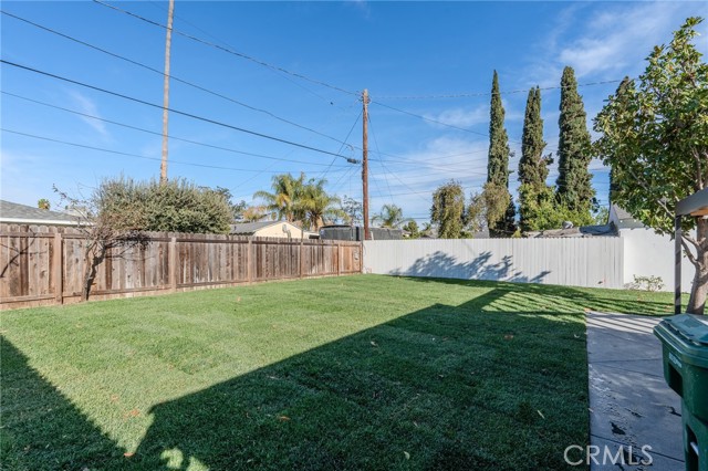 Detail Gallery Image 11 of 11 For 14307 Miranda St, Van Nuys,  CA 91401 - 3 Beds | 2 Baths