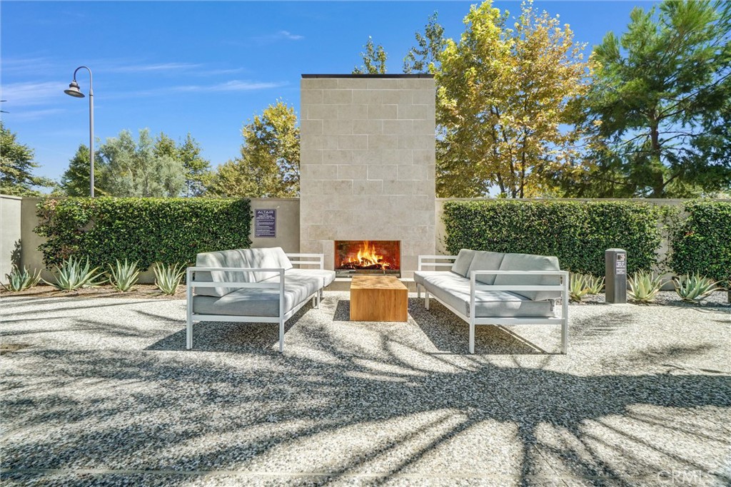 B9d918dd Fdbc 44bd 8ec8 E2d32a722d58