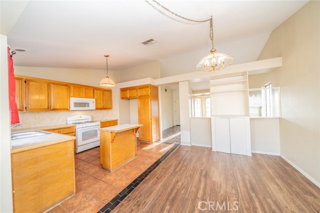 Detail Gallery Image 14 of 45 For 2637 Pleasant Colony St, Perris,  CA 92571 - 3 Beds | 2 Baths