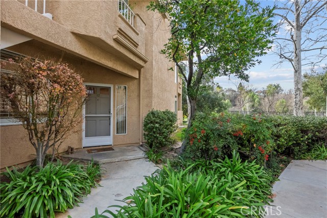 Detail Gallery Image 31 of 32 For 24013 Arroyo Park #42,  Valencia,  CA 91355 - 2 Beds | 2 Baths