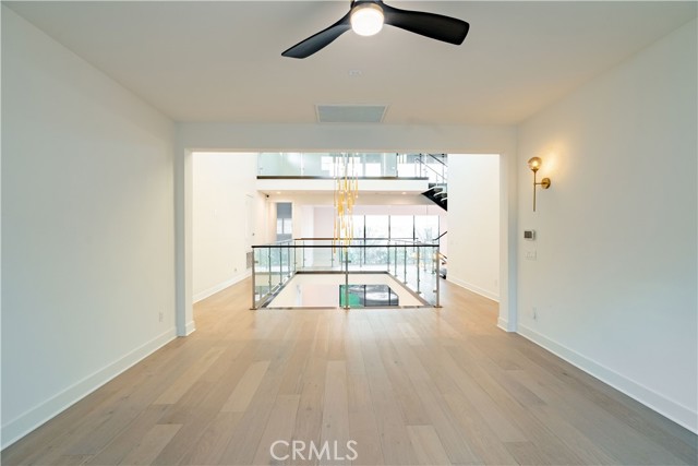 20043 Mersey Lane, Porter Ranch CA: https://media.crmls.org/medias/b9da4300-602f-43d3-8c18-74079a3ad8f6.jpg