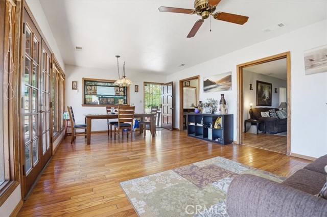 Detail Gallery Image 5 of 55 For 4400 Harrison Canyon, San Bernardino,  CA 92404 - 3 Beds | 1 Baths