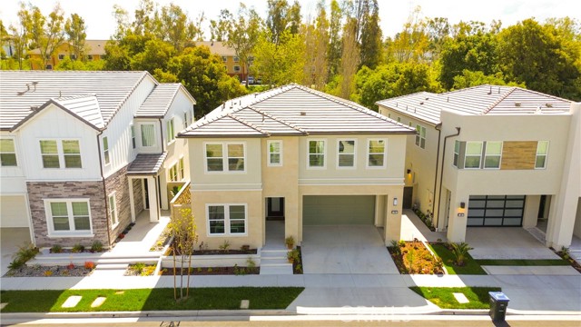 390 Riverbend, Lake Forest CA: https://media.crmls.org/medias/b9db8225-a1e8-4312-b87b-a18c3ba8a3f6.jpg