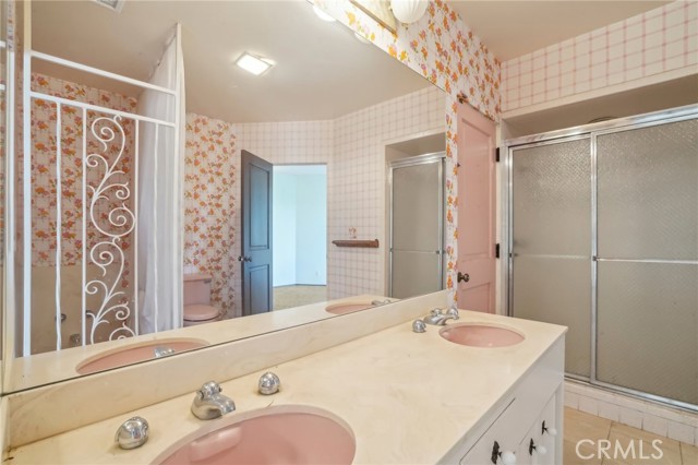 42131 San Jose Drive, San Jacinto CA: https://media.crmls.org/medias/b9dbc6a7-0e1f-41fc-b770-fec51319f792.jpg