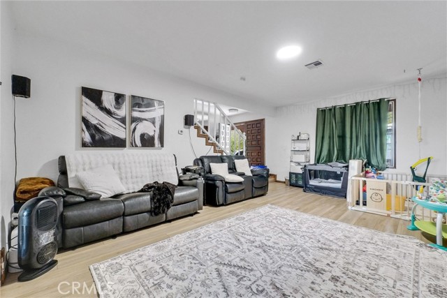 5291 Carnelian Street, Rancho Cucamonga CA: https://media.crmls.org/medias/b9dbf600-6c2f-4cec-9b1f-78026a7caf7f.jpg
